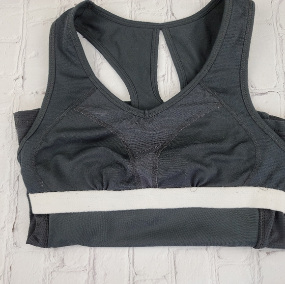 NIKE keyhole racerback athletic tank with - Picture 6 of 10